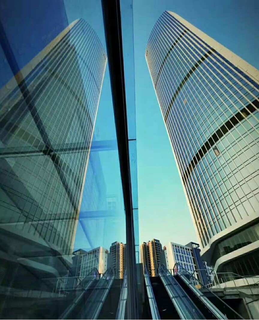 Perfect Golden Eagle Plaza Office Building